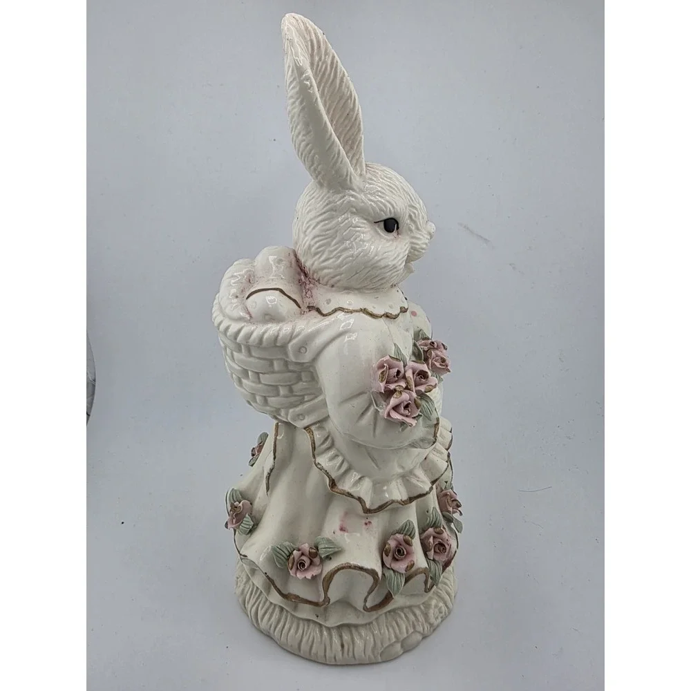 Vintage Easter Bunny Rabbit Figurine Music Box Ceramic Floral Dress Basket‎ Eggs